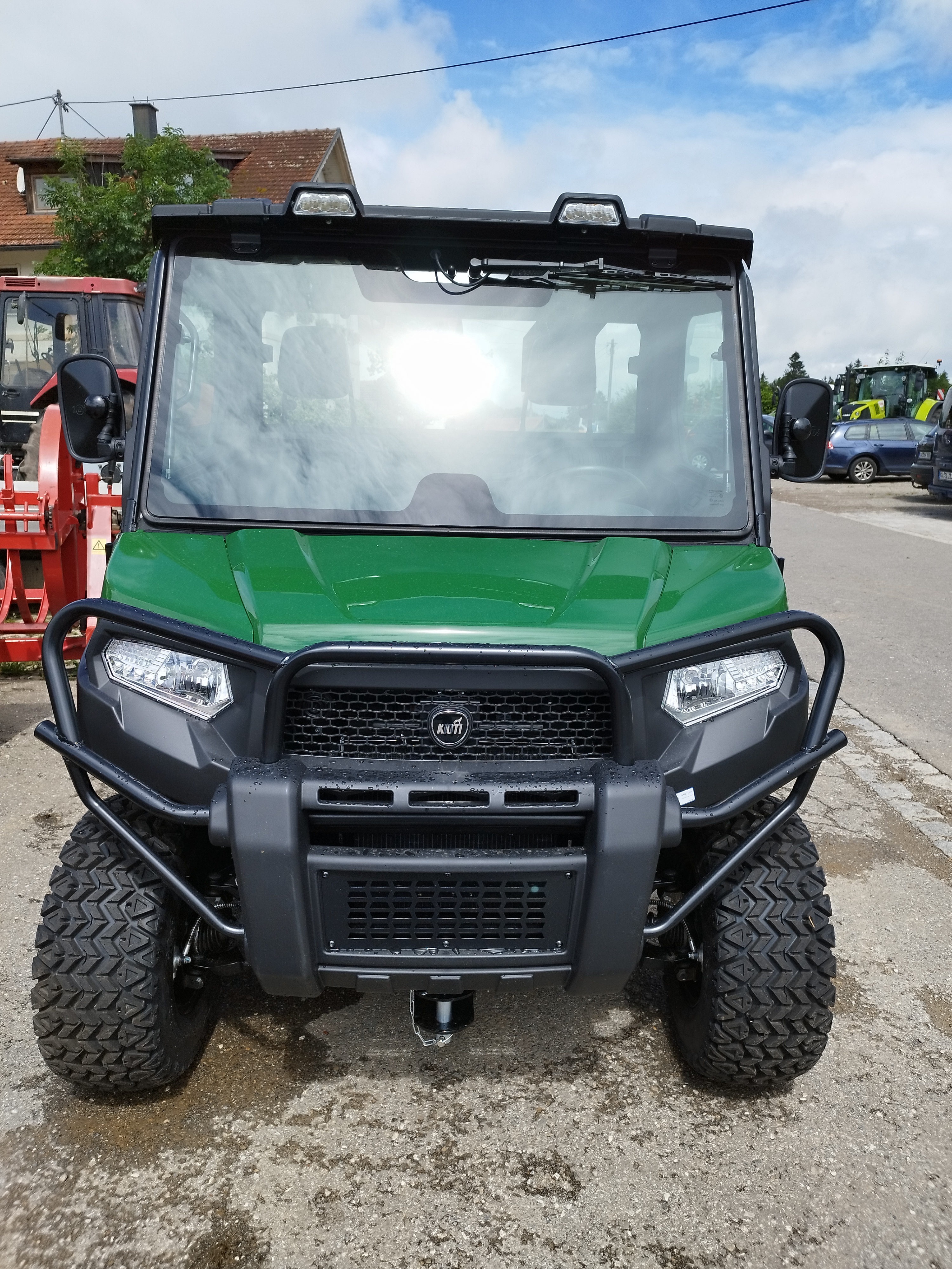 Universalträger Fahrzeug Kioti, K9 UTV