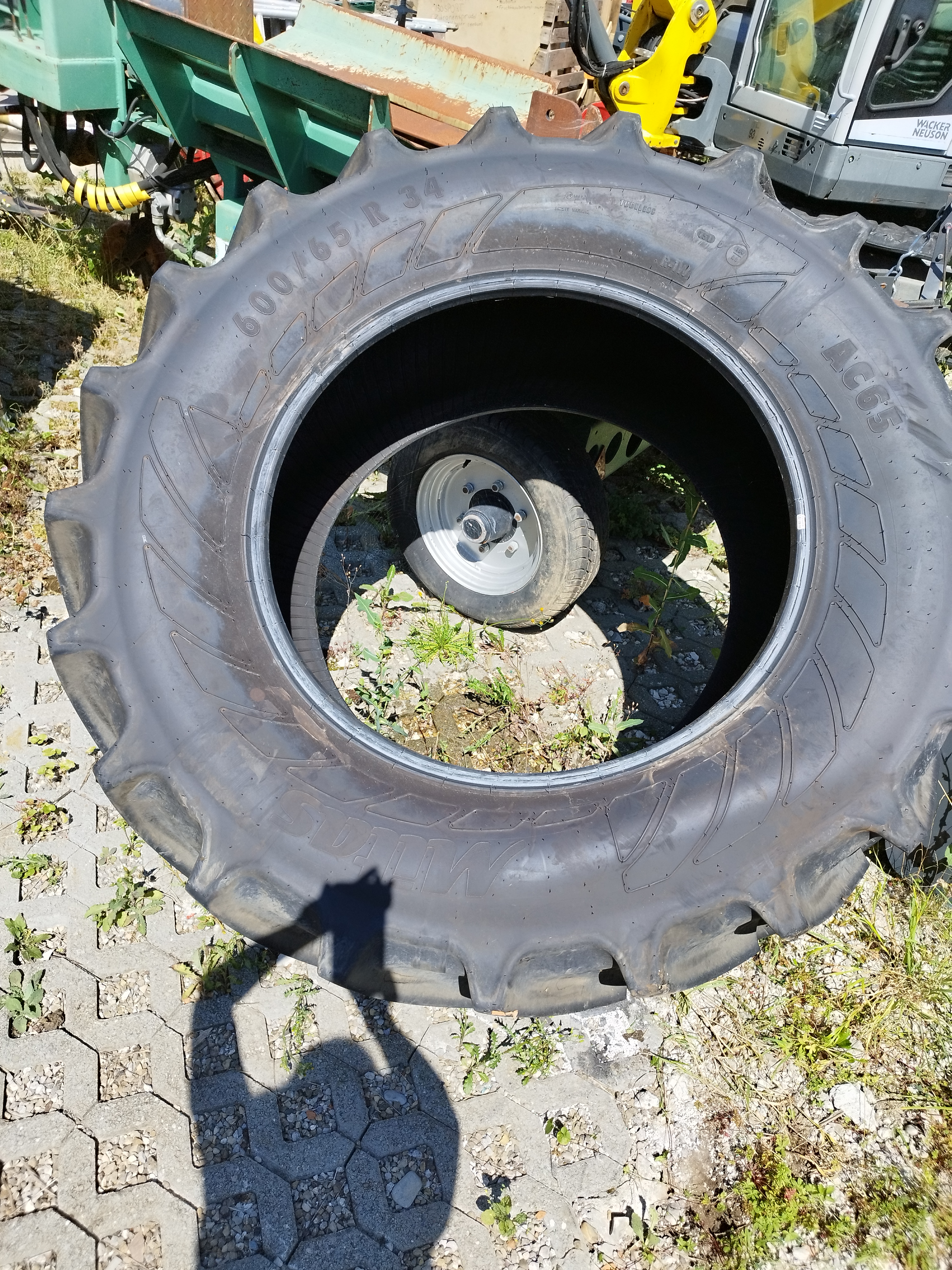 Mitas Reifen AC 65, 600/65 R34
