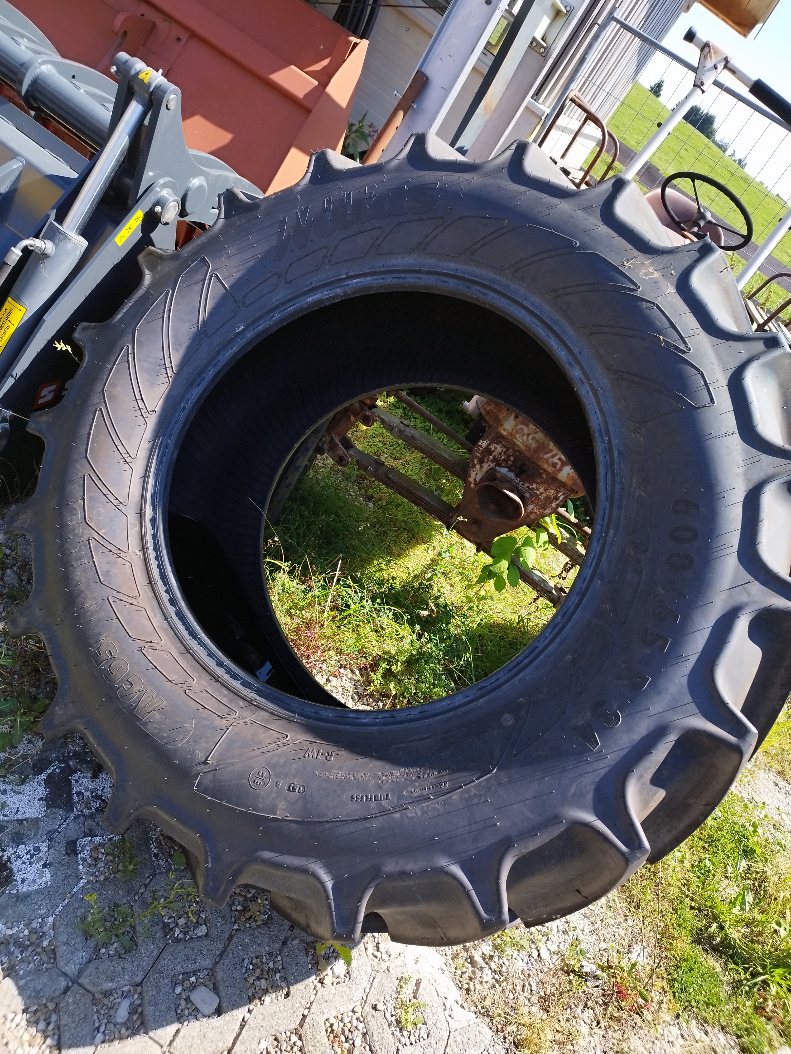 Mitas Reifen AC 65, 600/65 R34