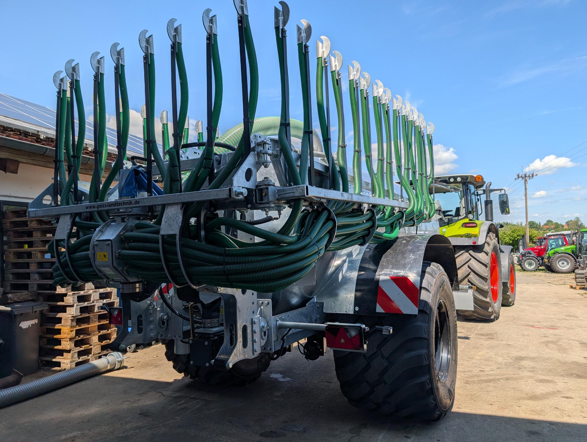 Güllefass Supercis 800 mit Schleppschuhsystem 9 m