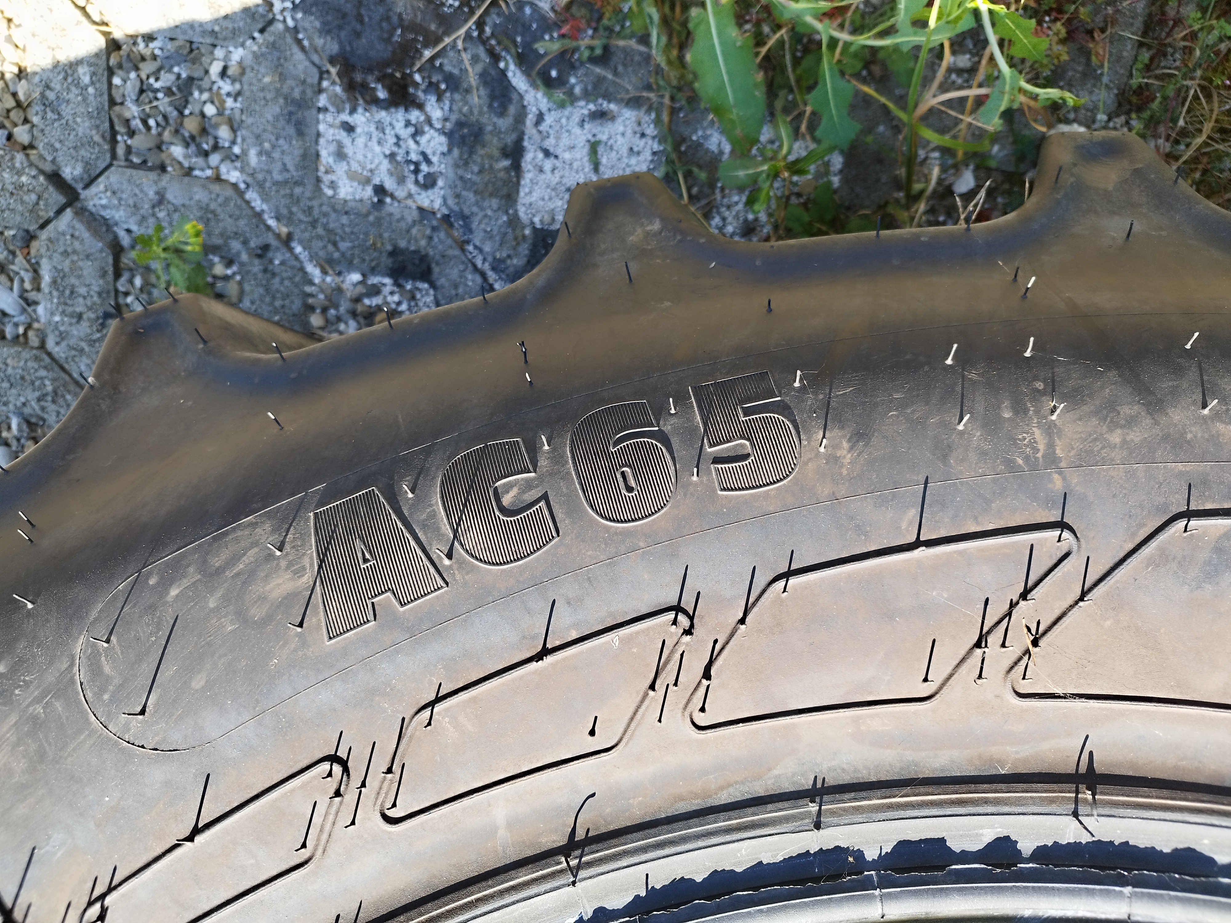 Mitas Reifen AC 65, 600/65 R34