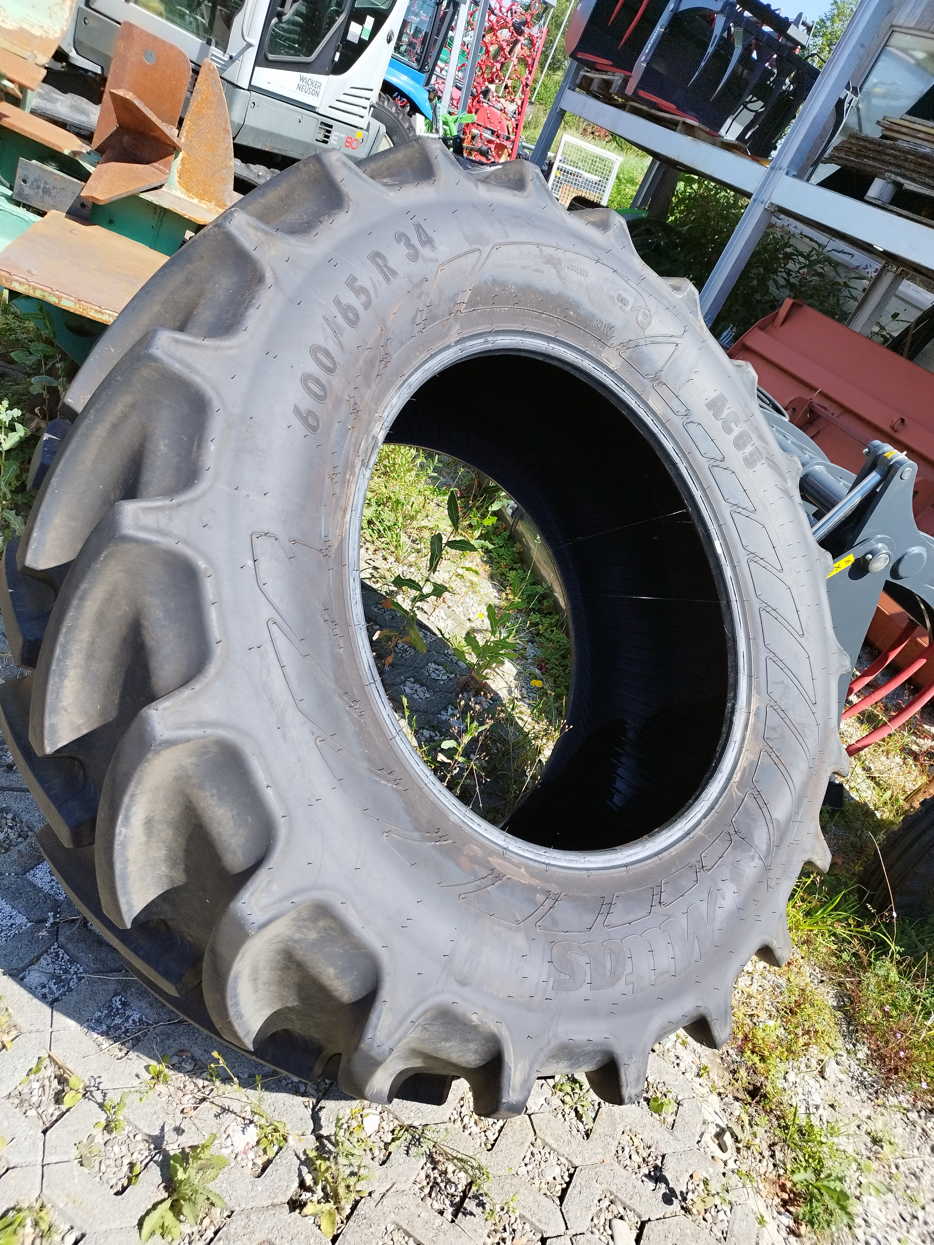 Mitas Reifen AC 65, 600/65 R34