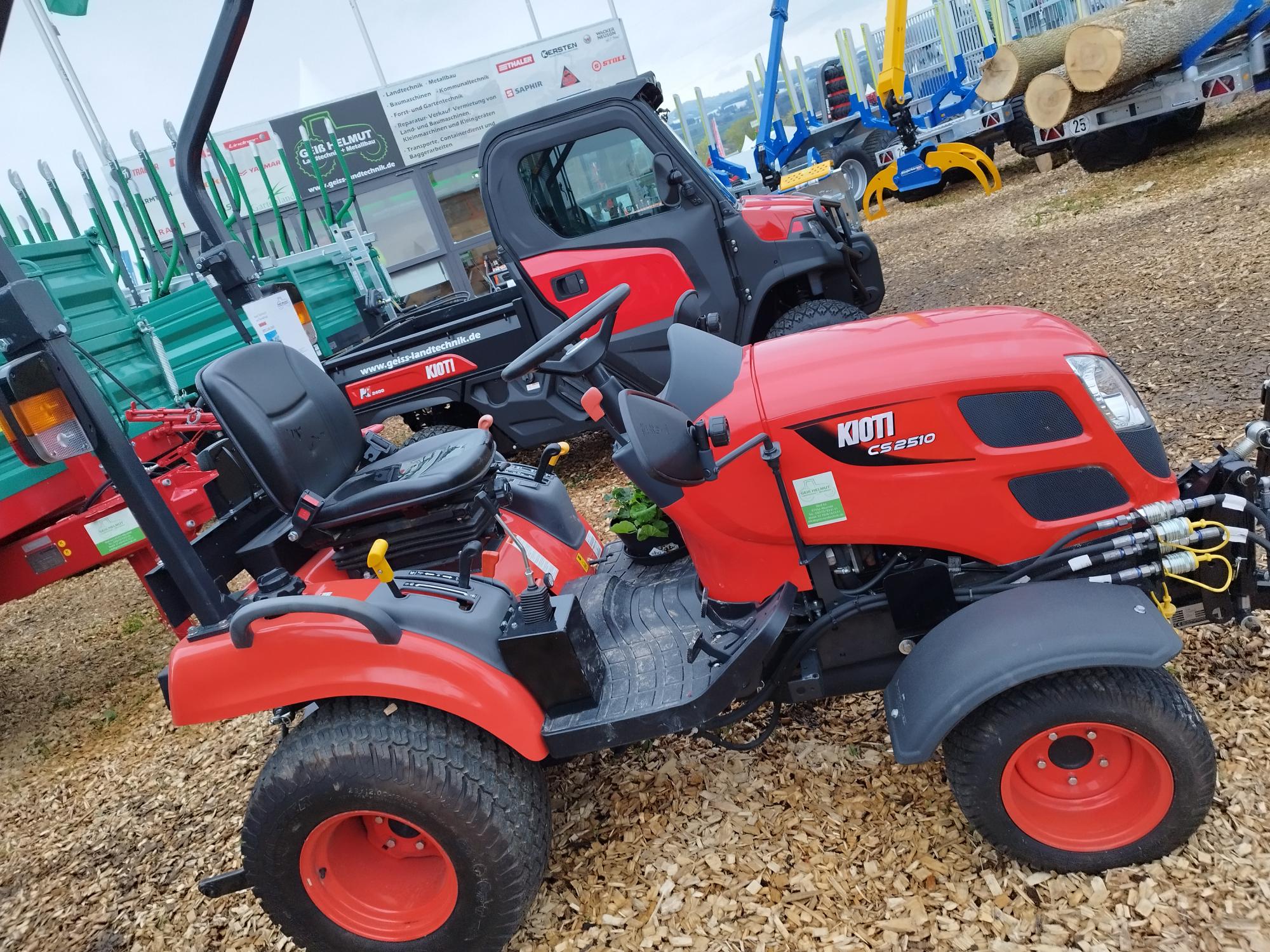 Kioti CS2510H-EU Kleintraktor Kioti CS2510H-EU Kleintraktor