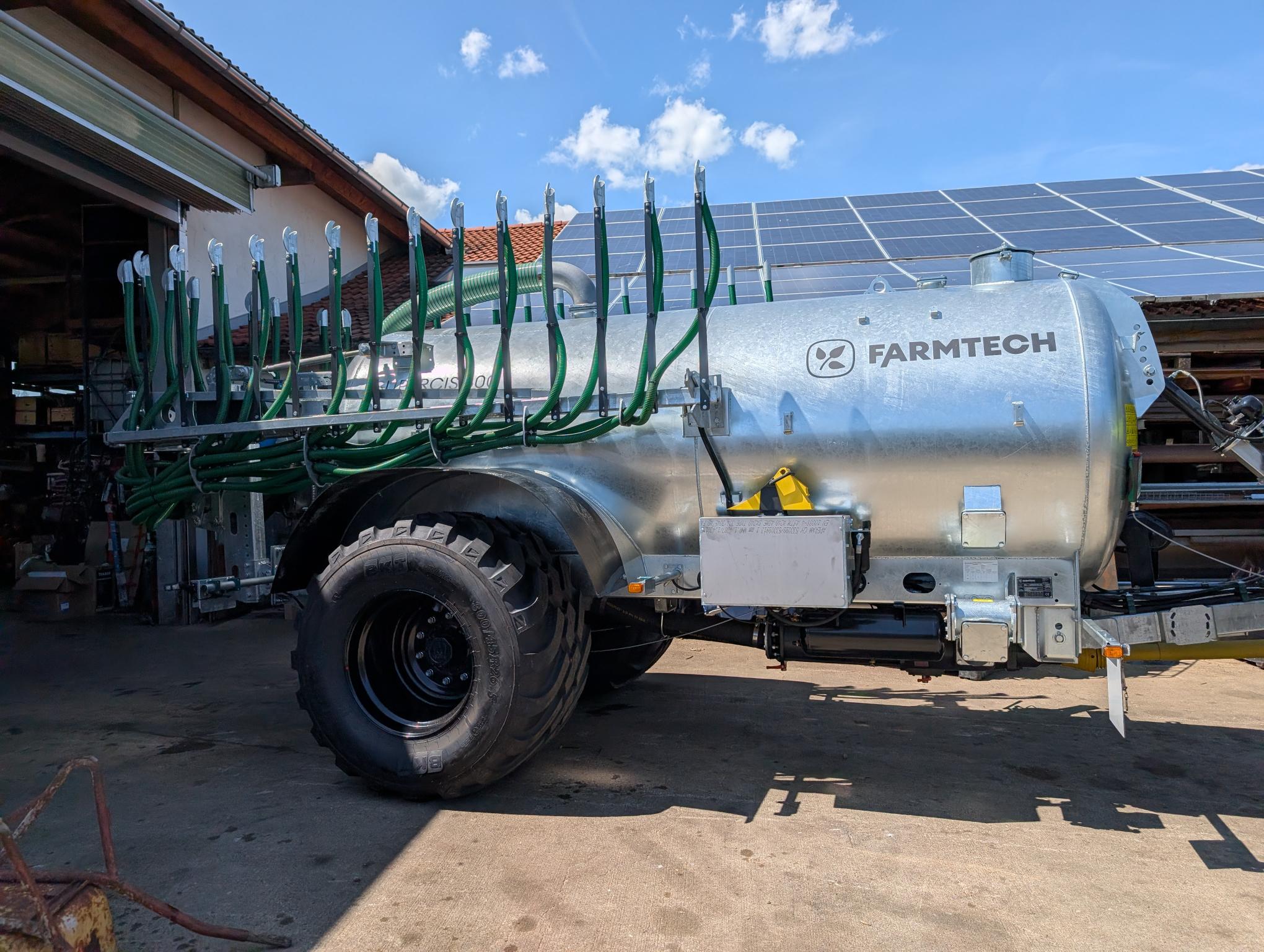 Güllefass Supercis 800 mit Schleppschuhsystem 9 m
