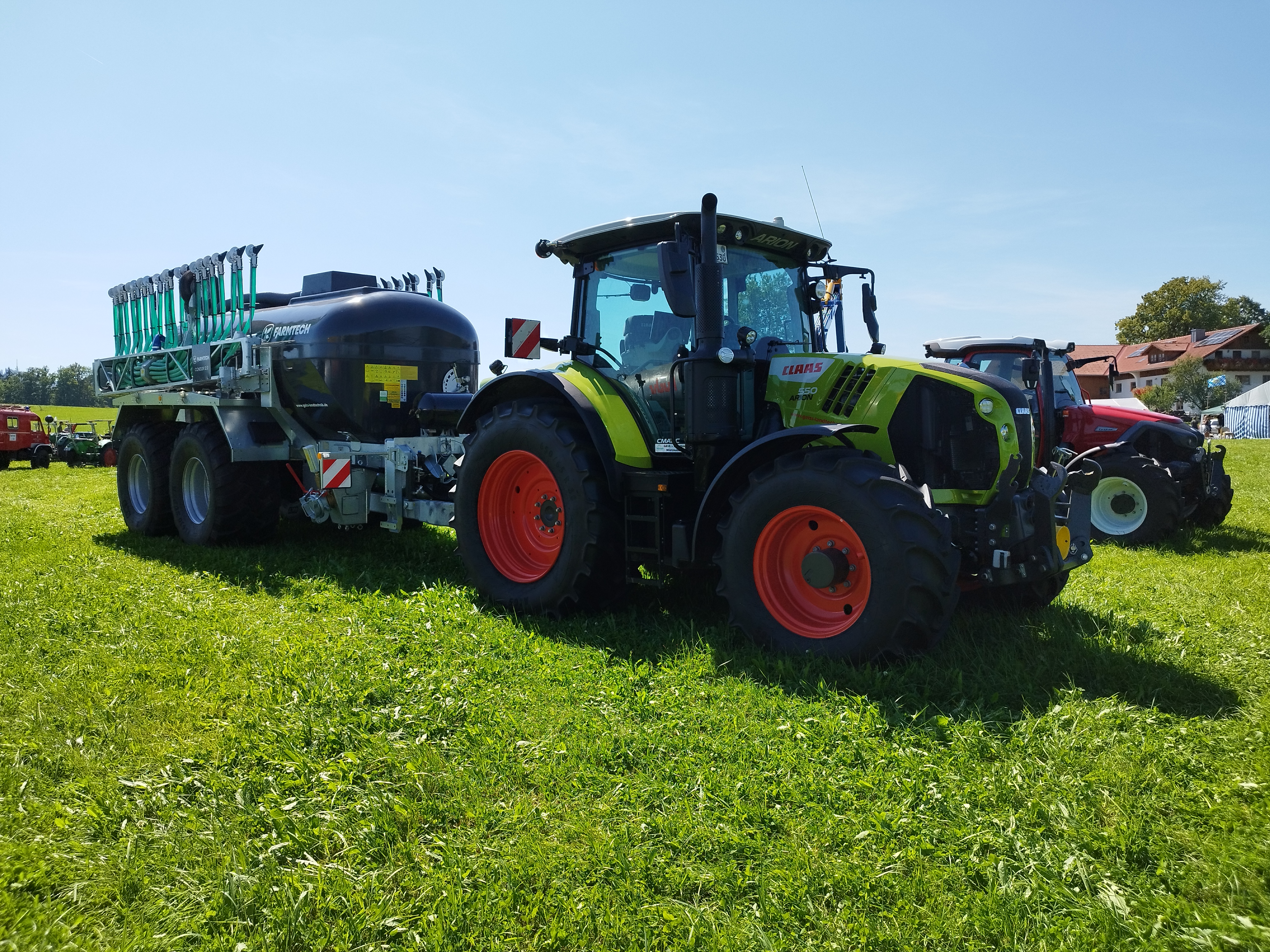 Güllefass Polycis 1250 Farmtech mit Schleppschuhsystem 12m Güllefass Polycis 1250 Farmtech mit Schleppschuhsystem 12m